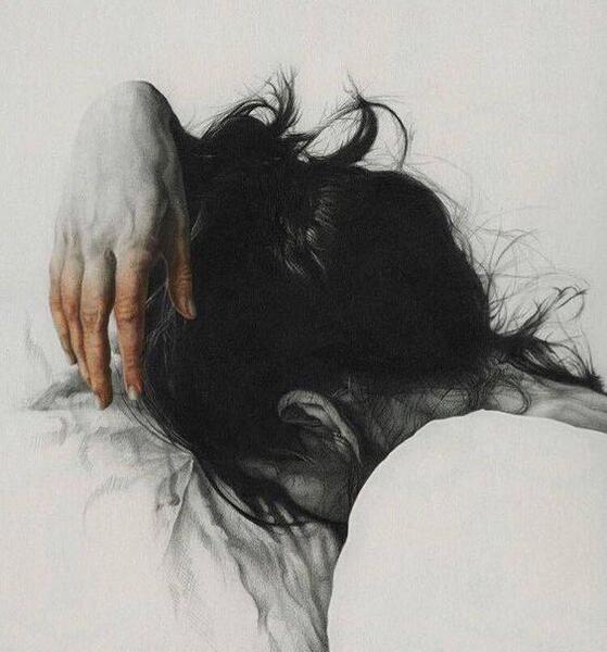 عکس دختر دپ غمگین بدون متن