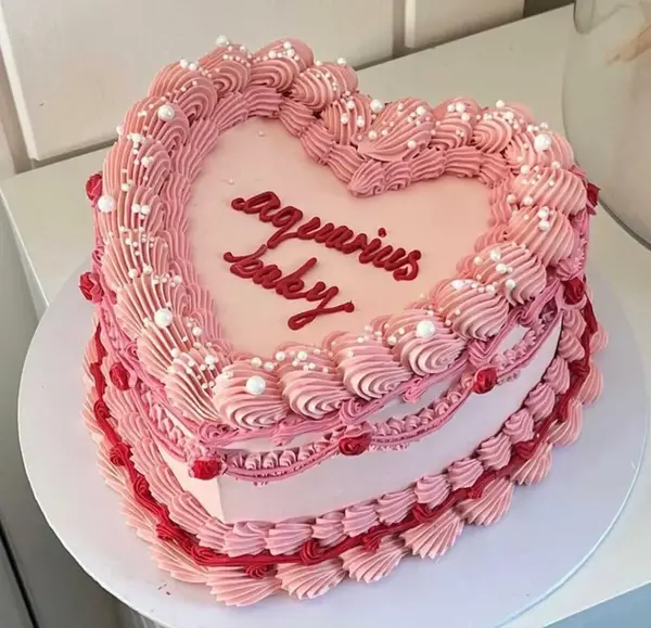 عکس کیک دخترانه قلبی