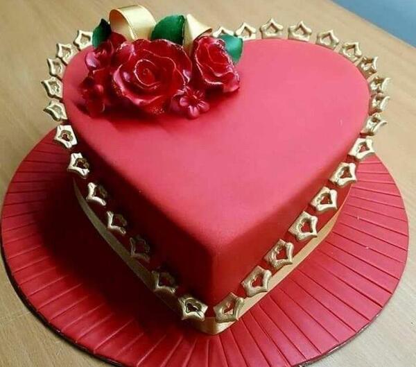 عکس کیک دخترانه قلبی