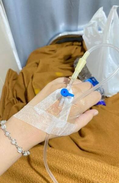 عکس فیک بیمارستان دخترانه طبیعی