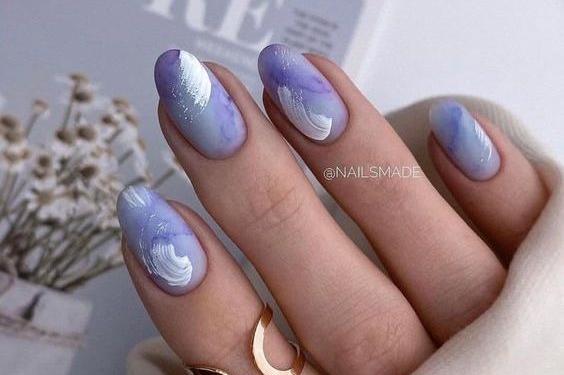 عکس کاشت ناخن دخترانه رنگ بنفش