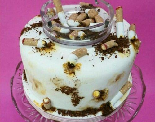 عکس کیک تولد دخترانه خنده دار