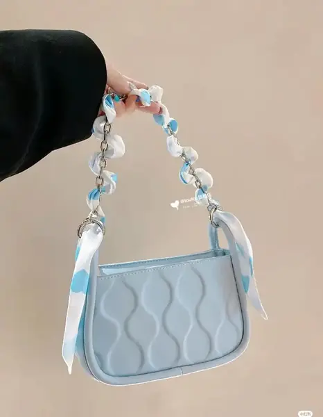 عکس کیف دخترانه آبی