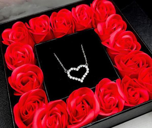 لاکچری عکس ولنتاین دونفره
