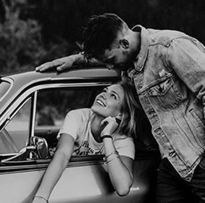 عکس دونفره با ماشین