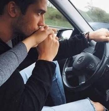 عکس دونفره با ماشین