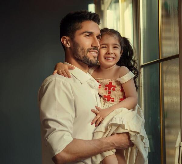 عکس کیوت دونفره دختر