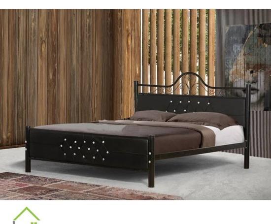 عکس تخت دونفره قهوه ای