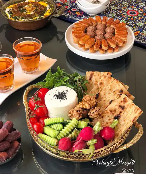 عکس صبحانه لاکچری دونفره