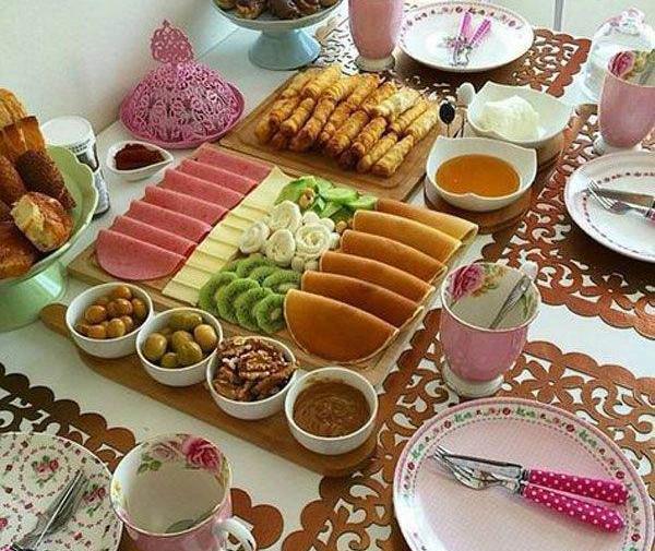 عکس صبحانه لاکچری دونفره