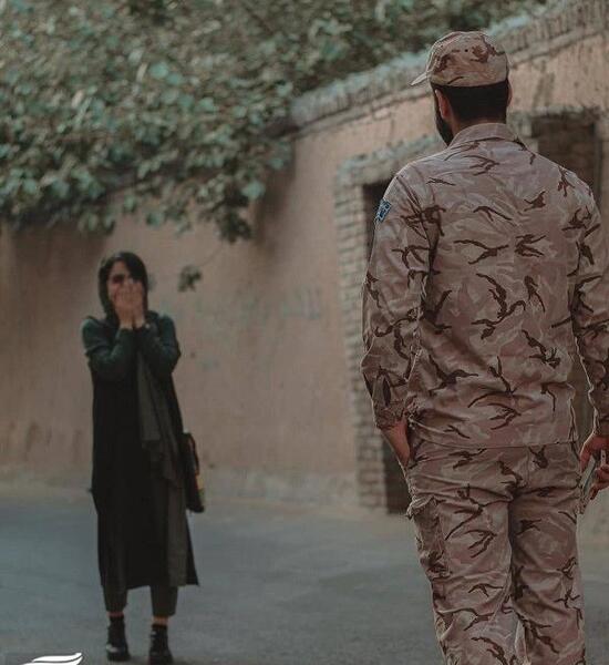عکس دونفره با لباس سربازی