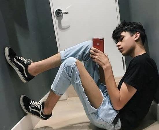 ایده عکس دونفره جلو اینه