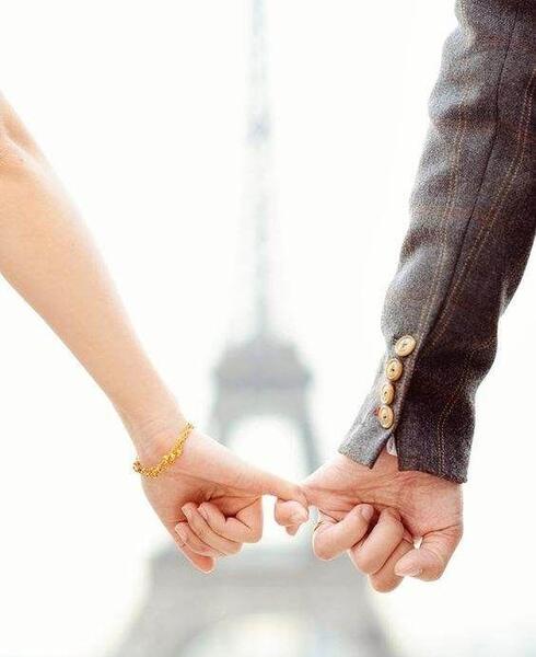 عکس دونفره دست عاشقانه