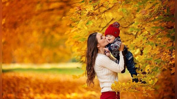 مدل عکس دونفره پاییزی