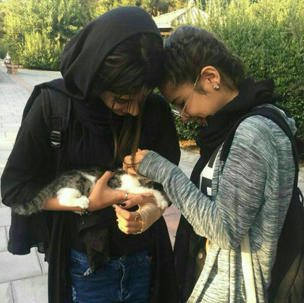 عکس یهویی دخترونه طبیعی