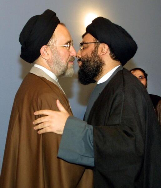 عکس رهبر با سید حسن نصرالله