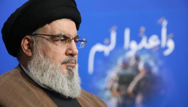 عکس رهبری و حاج قاسم و سید حسن نصرالله