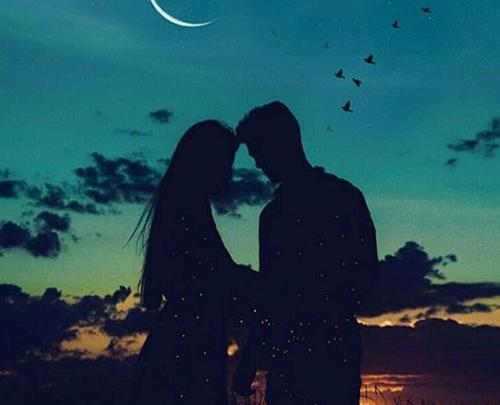 عکس پروفایل عاشقانه دونفره لب با متن