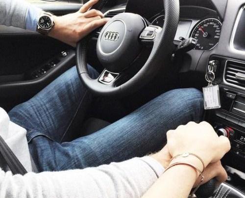فیک عکس عاشقانه دونفره داخل ماشین ایرانی