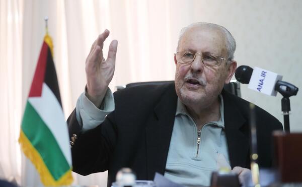 عکس پرچم فلسطین در چشمان رهبر
