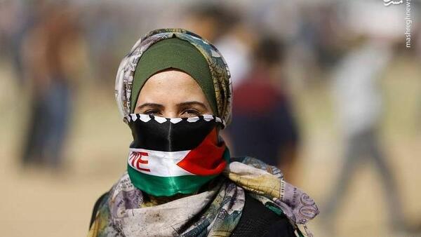عکس دختر با پرچم فلسطین