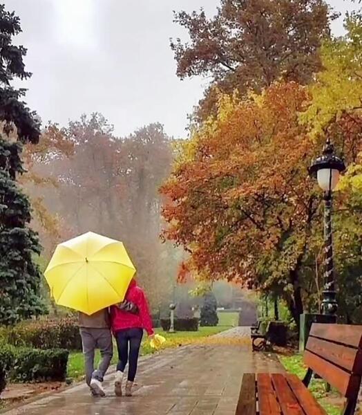 دانلود عکس عاشقانه دونفره زیر باران