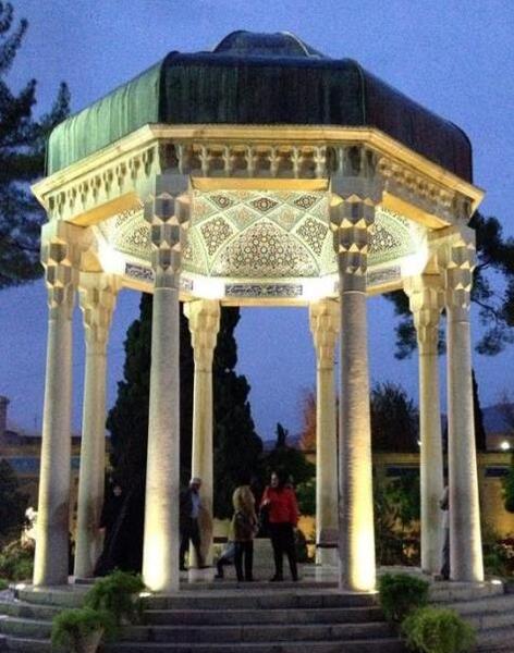 عکس چهارراه حافظیه شیراز