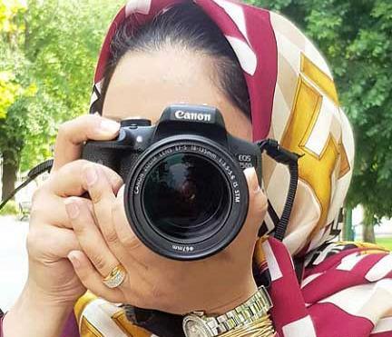 عکس دخترونه با دوربین عکاسی