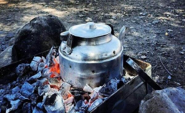 عکس چایی آتیشی در طبیعت