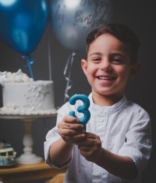 عکس تولد فضای باز بچه