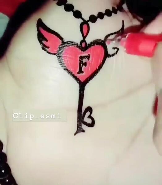 انگلیسی عکس تاتو حرف f