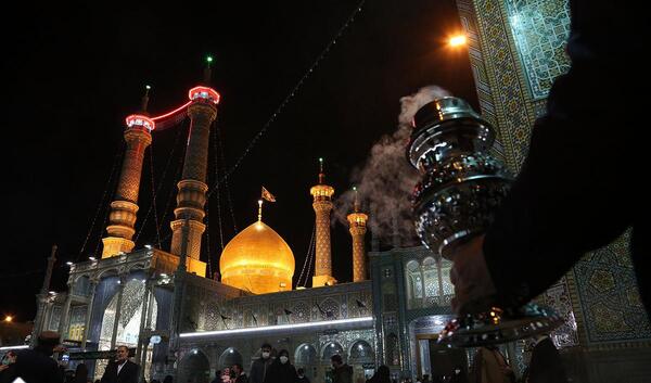 عکس حرم امام رضا در شب شهادتش