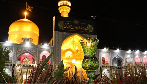 عکس حرم امام رضا در شب شهادتش