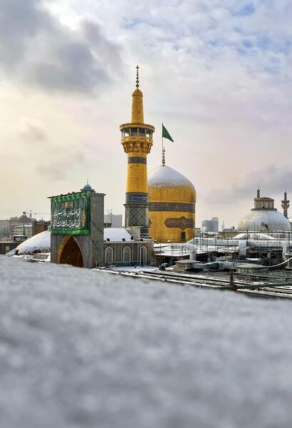 عکس گنبد و گلدسته حرم امام رضا