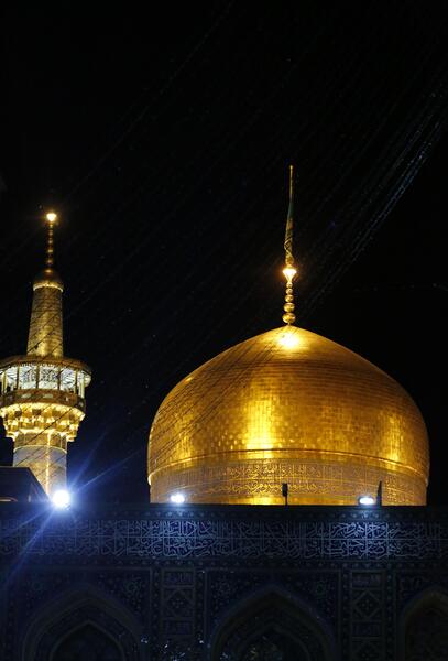 عکس گنبد و گلدسته حرم امام رضا