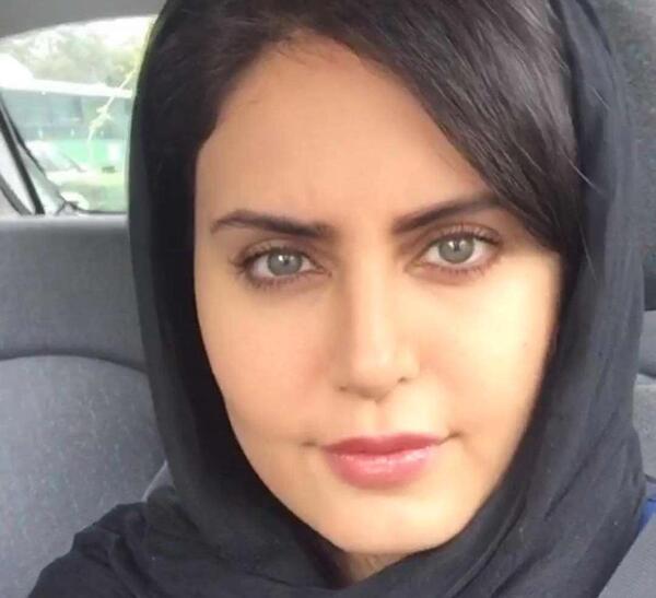 عکس های فیلم خدا نزدیک است