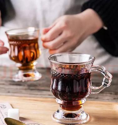 عکس استکان چای خوری