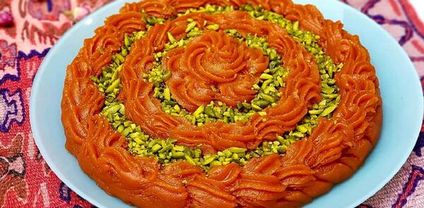طرز تهیه حلوا شیر با عکس