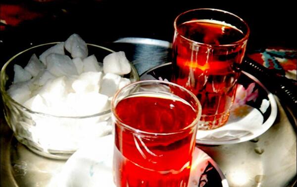 عکس از چای خوردن