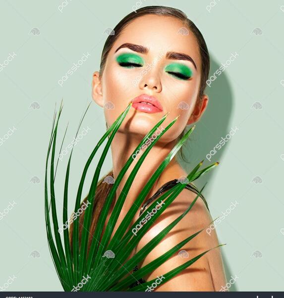 عکس های دختر چشم سبز خوشگل