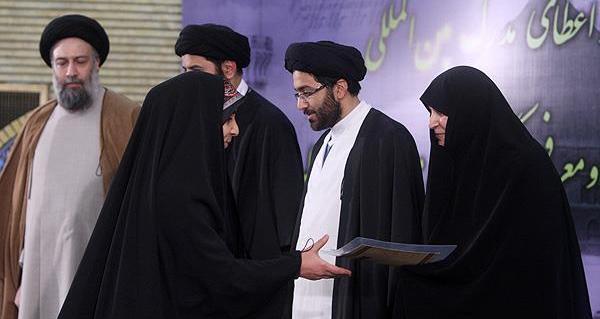 عکس محمد طباطبایی حافظ قران