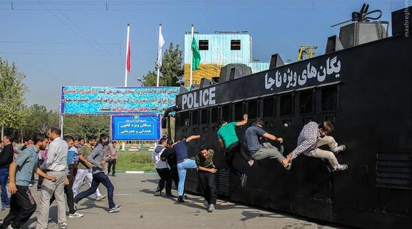 عکس پلیس ضد شورش ایرانی