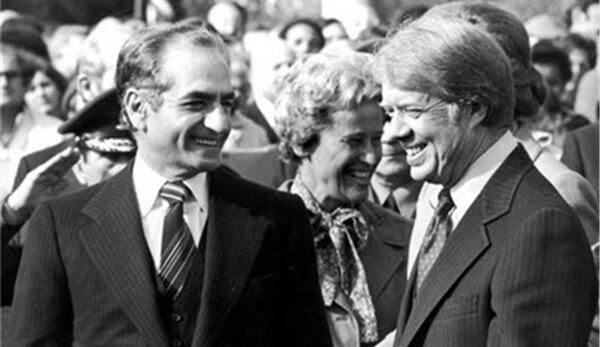 عکس خنده دار محمدرضا شاه