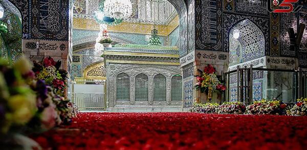عکس حرم امام رضا با گل نرگس