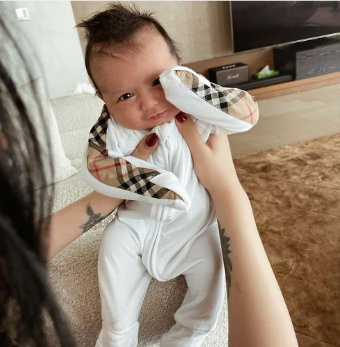 عکس جدید بچه دنیا جهانبخت