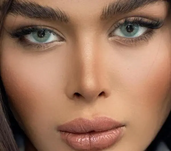 عکس لنز چشم سبز