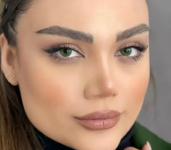 عکس لنز چشم سبز