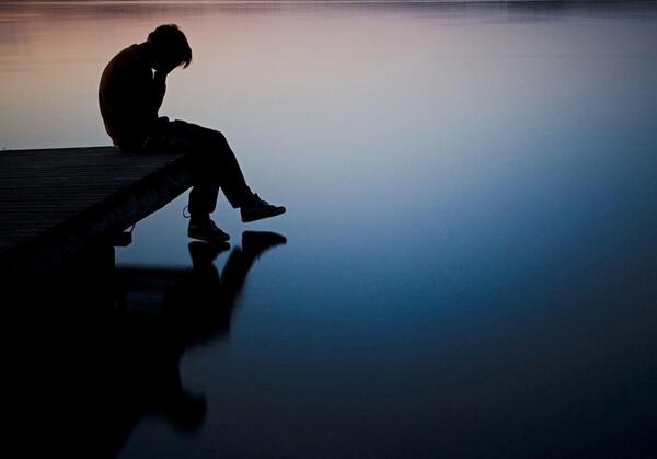 عکس تصویر زمینه غمگین عاشقانه
