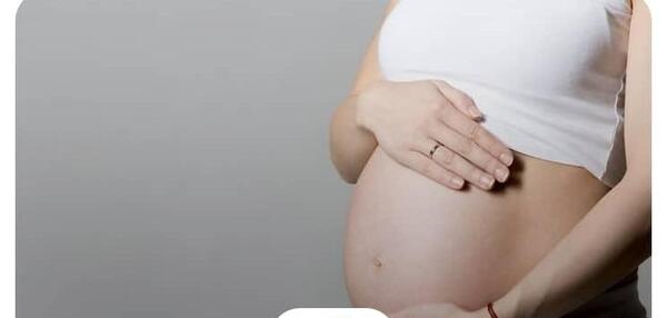 عکس بچه نوزاد در شکم مادر