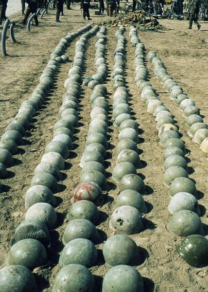 عکس جنازه شهدای جنگ